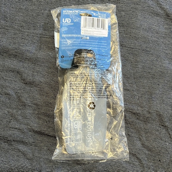 NWT Ultimate Direction Body Bottle III S - Picture 6 of 9
